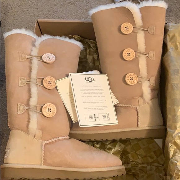UGG Shoes - Uggs